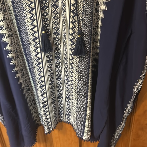 Stella & Dot Beach Cover Up - Picture 5 of 8